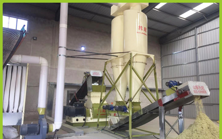 9雙軸高效粉碎機客戶現場2